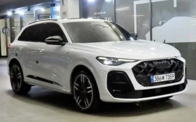 수원중고차 Q5 (80A) 45 TFSI 콰트로 S-라인 블랙 에디션 매물 사진 14 - 2026/06 2,431km